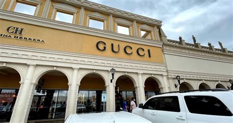 gucci outlet houston texas|gucci san marcos premium outlet.